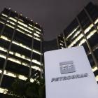 Petrobras Urged by Lula to Cut Fuel Brokers Who ‘Rob’ Consumers