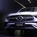 More Automakers Pull or Caveat Their Guidance on Tariff Uncertainty