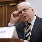 Fred Smith, FedEx’s innovative founder, is dead at 80