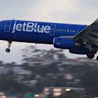 JetBlue, United in Partnership Talks, Report Says