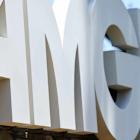 Amgen Shares Fall on Weight-Loss Drug Tummy Troubles