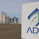 ADM Taps 3M CFO as Troubled Trader Seeks Return to Normalcy
