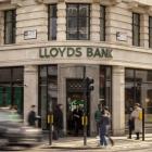 Lloyds Banking Puts Aside £450 Million For Motor Finance Regulator Review