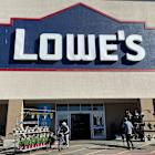 Lowe's stock rises as the company reports better-than-expected earnings after Home Depot's mixed quarter