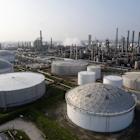 Oil Falls as Saudi Arabia Seeks More Major Production Hikes