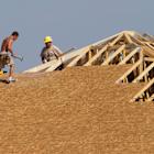 Tariff tensions shake builder confidence during critical spring housing season