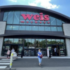 Loyalty and value drive a strong quarter for Weis Markets