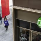 Starbucks Hires First China Growth Officer to Boost Sales