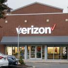 How Verizon's Outlook On IPhone Upgrades Could Move Apple Stock Up Or Down