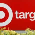 Walmart wins, Target misses in mixed retail earnings report