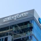 Salesforce plans to hire 2,000 staff to sell AI software