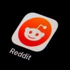 Reddit goes ‘mainstream,’ posts first profitable quarter