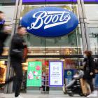Boots chief to step down after sale falls through