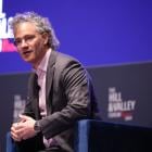 Analyst revisits Palantir stock forecast following annual report filing