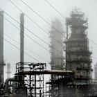 Oil Swings as Market Weighs Easing Trade Tensions, OPEC+ Outlook