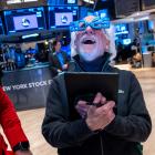 Stock market today: Dow, S&P 500, Nasdaq fall as comeback bid falters and Tesla, Apple slide