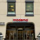 Moderna Remains Confident Despite Political Concerns Over Vaccine Safety and HHS Nomination