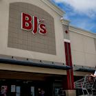 BJ’s Wholesale Club Results Strengthen, Backs FY25 Outlook