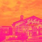 Reflecting On Casino Operator Stocks’ Q1 Earnings: Caesars Entertainment (NASDAQ:CZR)
