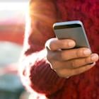 Should You Forget Apple and Buy 2 Artificial Intelligence (AI) Stocks Instead?