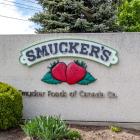 J.M. Smucker Tops Fiscal Second-Quarter Views, Raises Full-Year Outlook