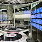 Nasdaq 100 Falls 1% in Countdown to Tech Earnings: Markets Wrap