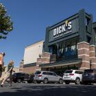 Dick’s Sporting Goods Boosts Annual Outlook on Strong Demand