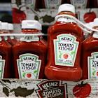 Kraft Heinz lowers annual forecasts on muted demand, tariff volatility