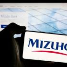 Mizuho to acquire 15% stake in Rakuten Card