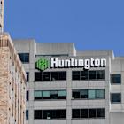Is Huntington Bancshares Stock Outperforming the S&P 500?