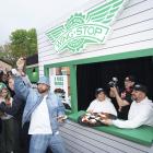 Wingstop bucks fast-food slump with 5-year share price up 300%—and NFL season on the way