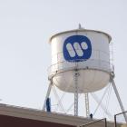 Warner Music Increases Layoff Plans