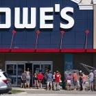 Lowe's beats all quarterly estimates but negative sales outlook draws focus