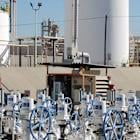 Investors Met With Slowing Returns on Capital At Kinder Morgan (NYSE:KMI)