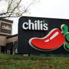 Olive Garden, Texas Roadhouse chasing Chili's success as casual dining chains compete for date nights in 2025