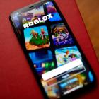 Roblox Shares Fall on Game Users, Bookings Miss