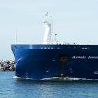 Stolt-Nielsen to acquire Avenir LNG