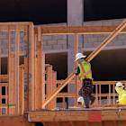 US homebuilder sentiment skids to 2-1/2-year low, NAHB says