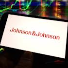 J&J introduces disposable contact lens for astigmatism and presbyopia