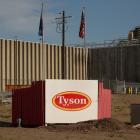 Tyson to Shut Kansas Plant as US Beef Shortage Erodes Profits