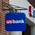 U.S. Bancorp Shares Fall as Lending-Income Guidance Trimmed