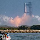 SpaceX's Starship loses control in latest test flight