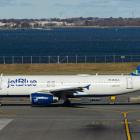 JetBlue Airways expects to have a very happy holiday season