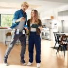 Carvana Reunites with Kristen Bell and Dax Shepard in National Ad Featuring Carvana Value Tracker