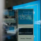 Schwab Raises Its Revenue Growth Guidance as Sweep Cash Flat