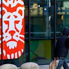 Dutch Bank ING Beats Views, Lifting Shares