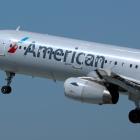 American Air misses Q1 outlook, Alaska beats estimate