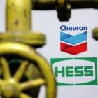 US FTC allows Chevron-Hess deal, bars John Hess from board