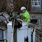 Mobile network launches £10 broadband as merger sparks price war