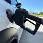 Gas prices could drop to $3 by year-end, analyst says